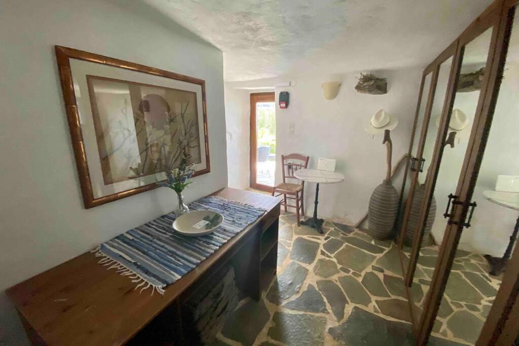 The Old Stone Cottage Κάρυστος Εξωτερικό φωτογραφία