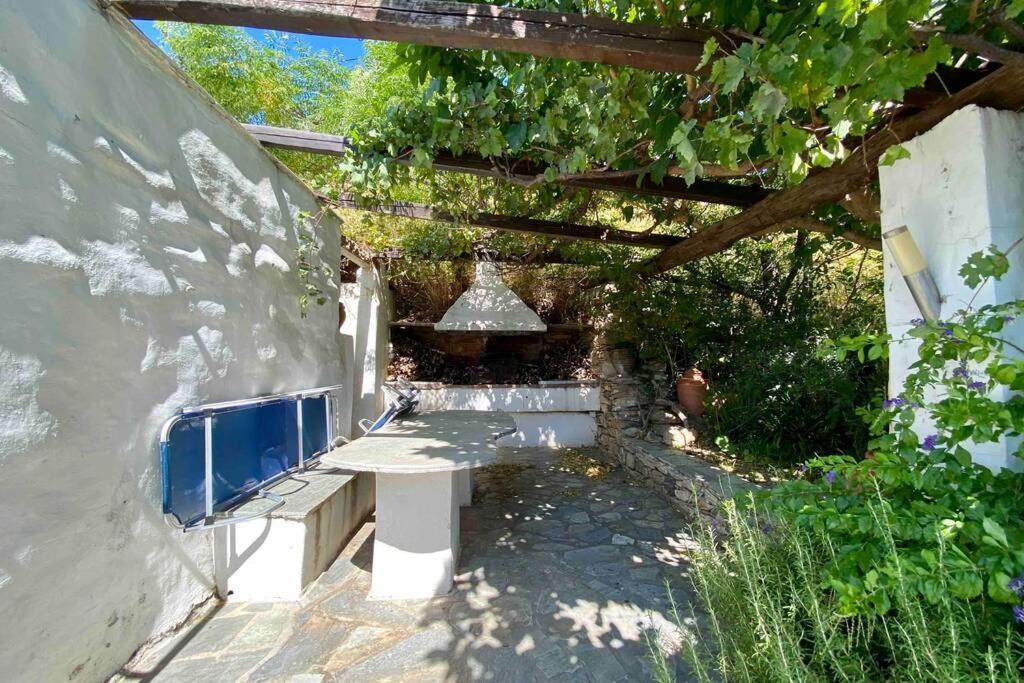 The Old Stone Cottage Κάρυστος Εξωτερικό φωτογραφία